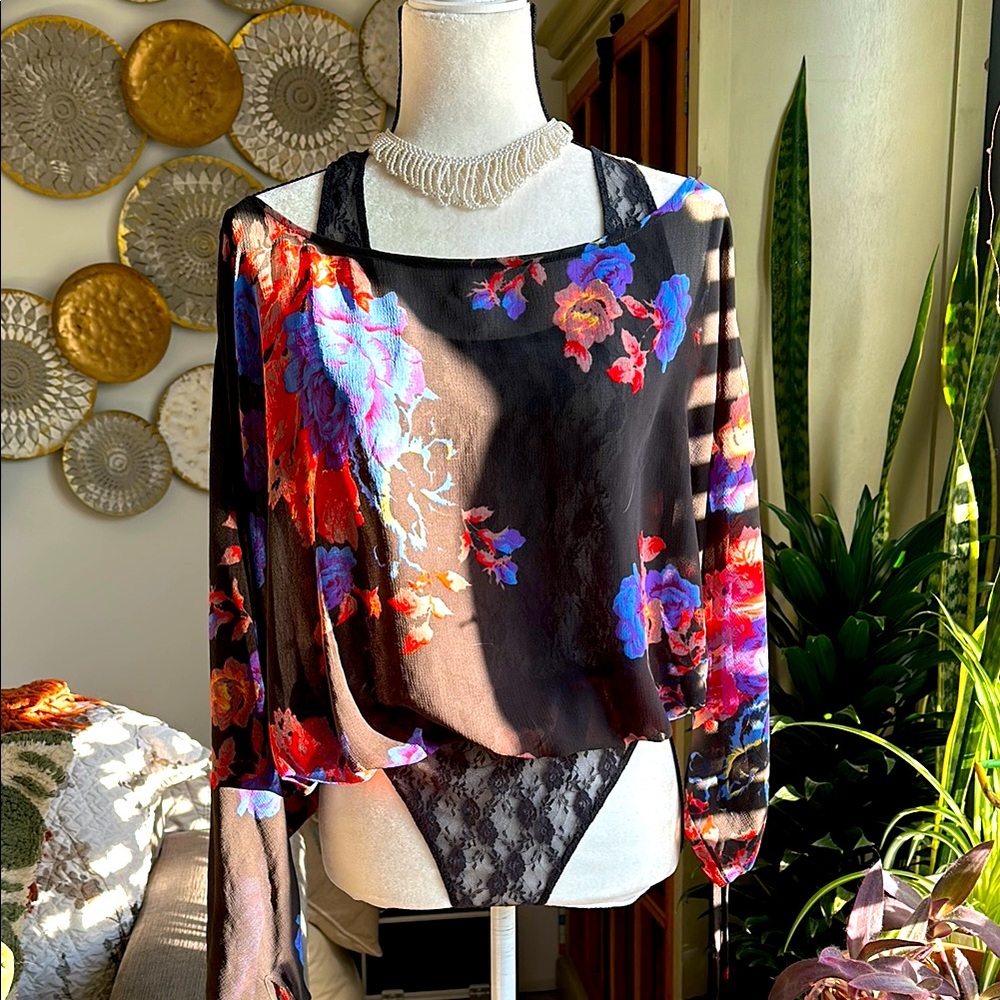 Beautiful intimately FP bodysuit blouse S